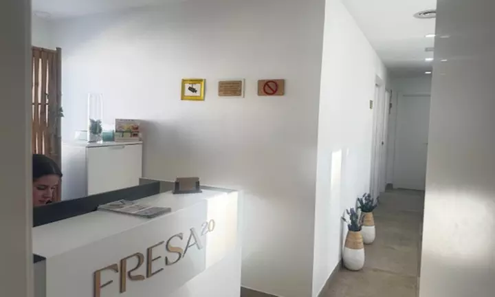 1 o 3 sesiones de rejuvenecimiento facial con IPL en Clinica Fresa 20