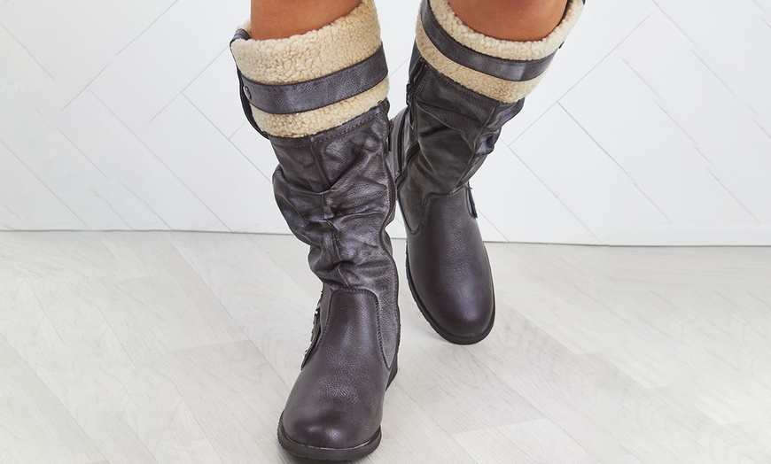 Image 3: Fleece Lined Knee Boots