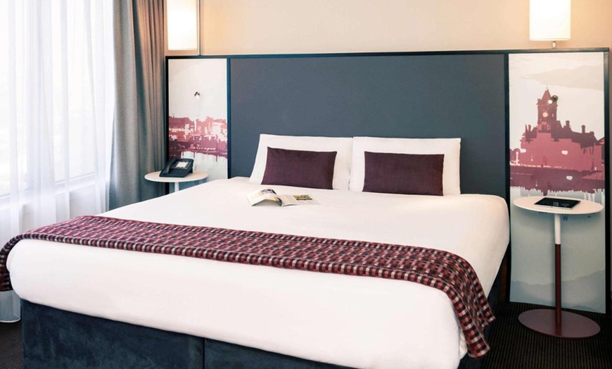 Image 3: Cardiff: 4* Classic Double or Twin Room with Breakfast & Late CheckOut