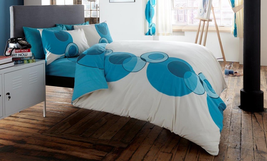 Image 24: Clearance Duvet Sets