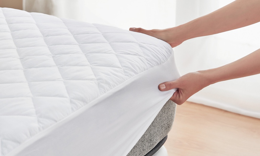Image 6: Coprimaterasso trapuntato impermeabile Pikolin Home