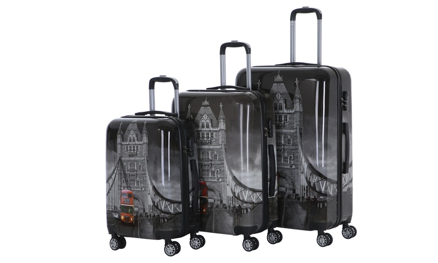 Image 2: Three-Piece Luggage Set