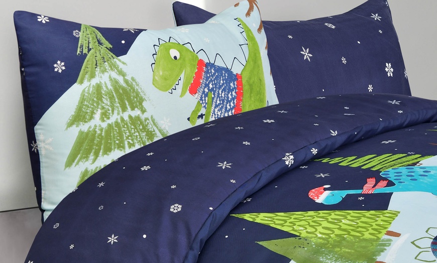 Image 2: Super Soft and Reversible Dino Skiing Printed Duvet Set