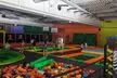 Diversión y saltos con una entrada para acceder a parque de camas elásticas durante 1 hora en Diver Jump Trampoline Park - Second Medium