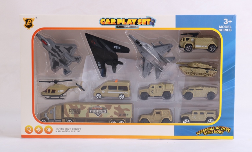 Image 7: 12-Piece Special Forces Assorted Military Vehicles Play Set