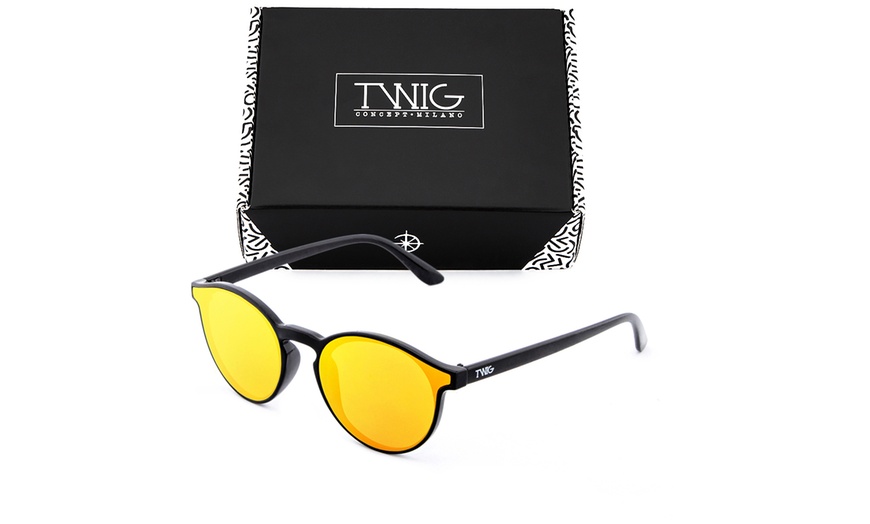 Image 8: Unisex Sunglasses