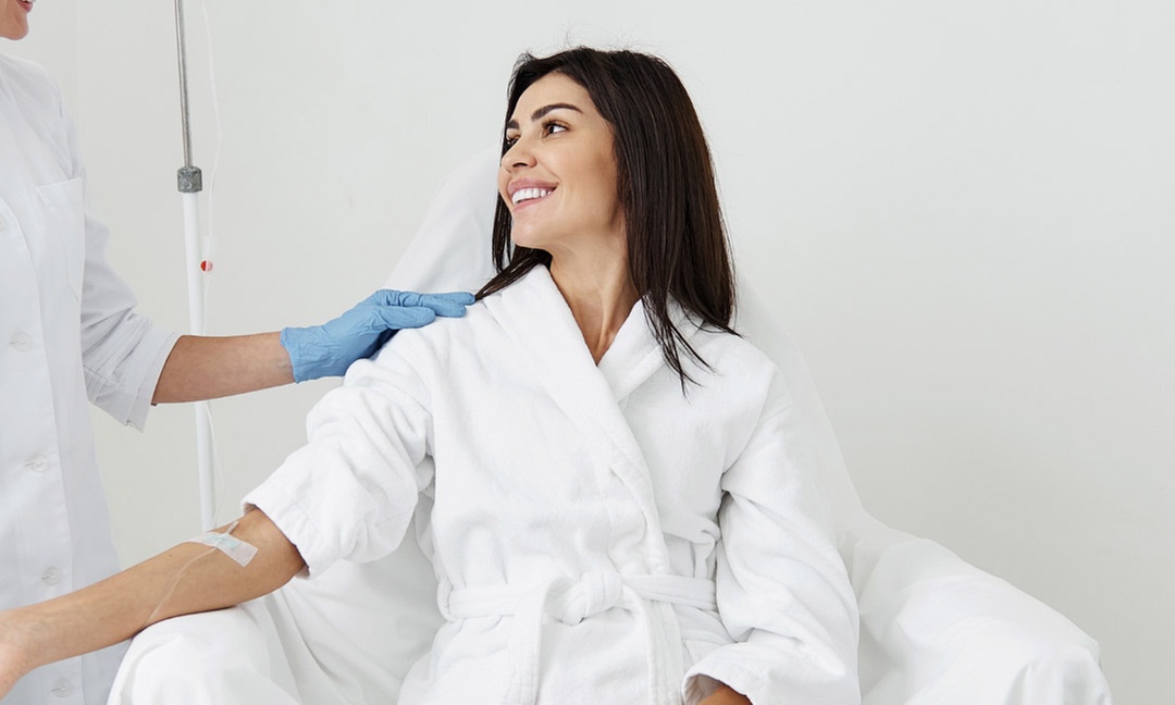 Myers Cocktail IV Or Recovery & Performance IV w/Free Wellness Booster