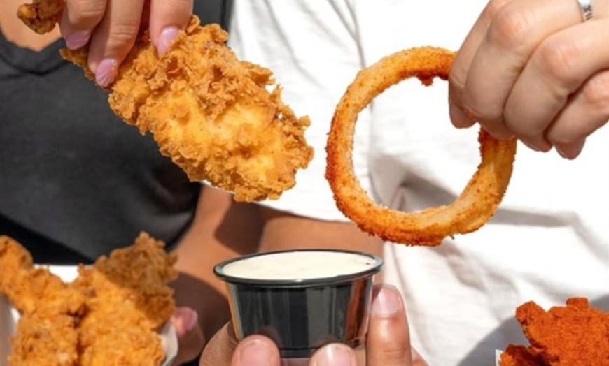Image 4: Up to 25% Off on Chicken / Buffalo Wings at Fatburger Corona