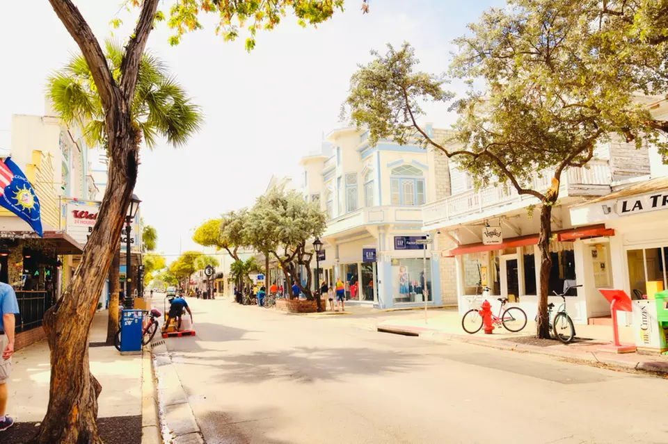 Explore Key West with a Scenic Bus Ride Adventure