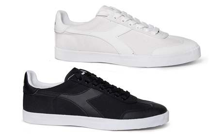Scarpe da uomo Diadora modello Pitch CV, disponibili in 2 colori e vari numeri
