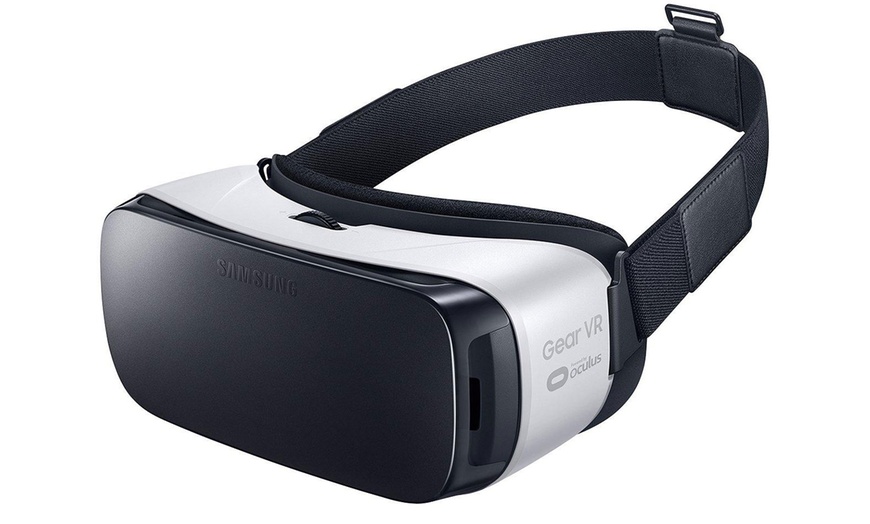 Image 1: Samsung Virtual Reality Headset