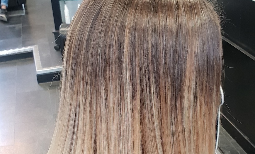 Image 3: Brazilian Keratin Treatment