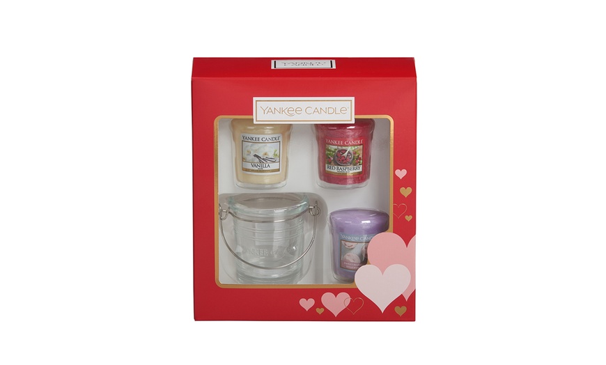 Image 2: Yankee Candle Gift Set