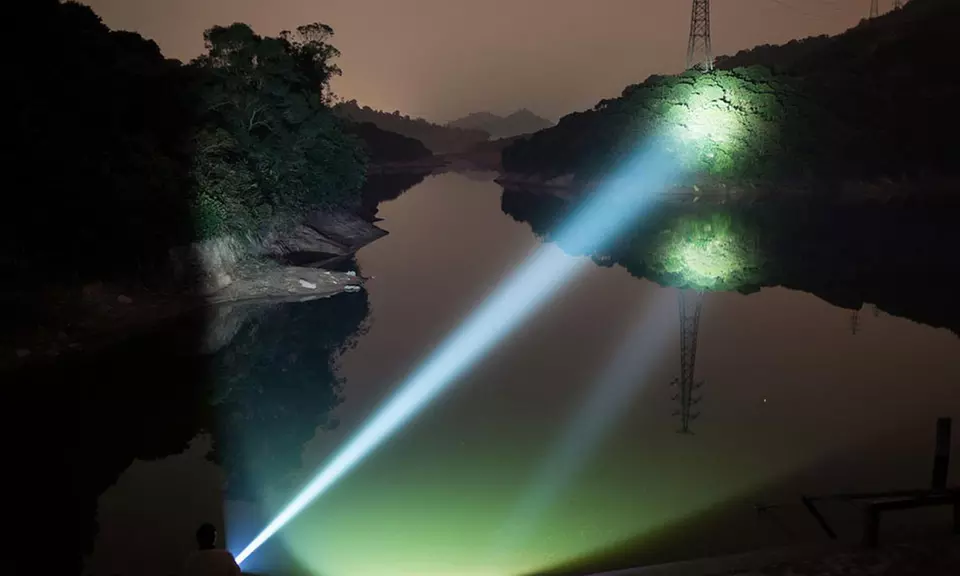 XM-LT6 LED-Taschenlampe (5x Zoom)