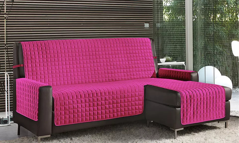 Gesteppter Sofabezug mit Halbinsel