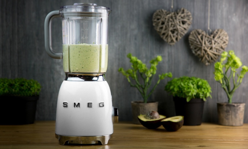 Image 2: SMEG Retro Blender