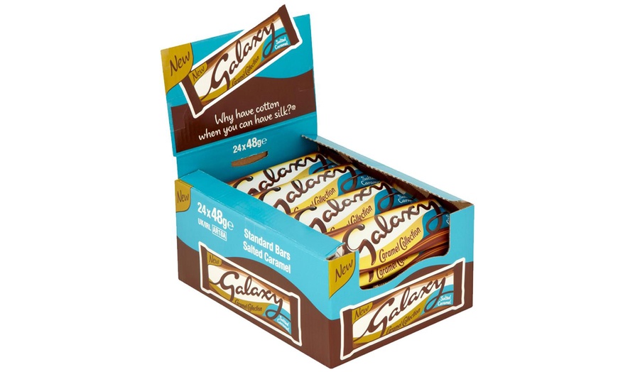 Image 2: 24-Pack of Galaxy Caramel or Milk Chocolate Bars