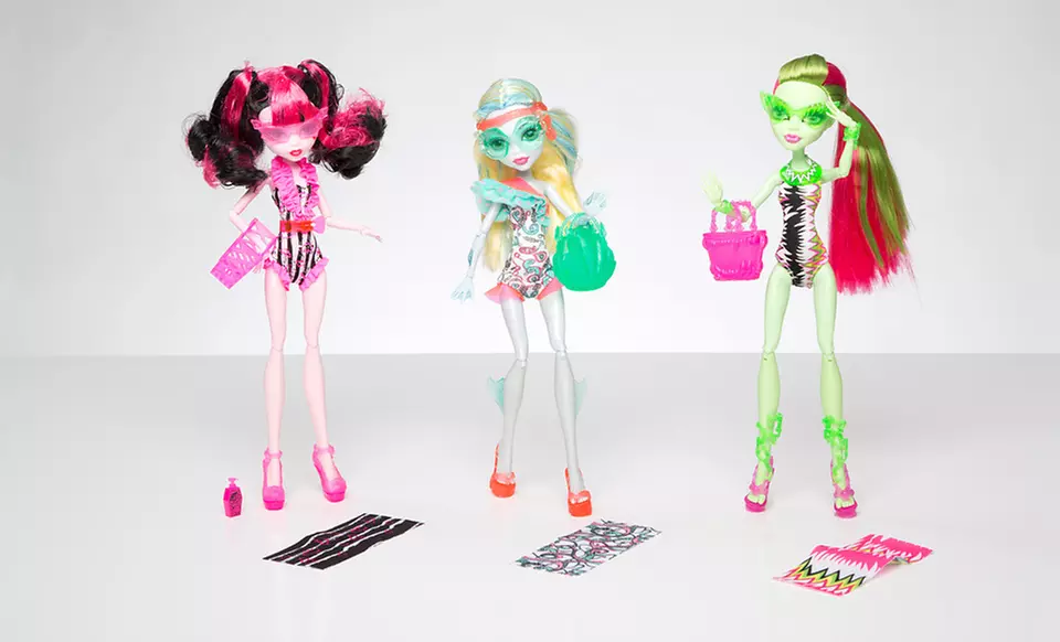 $17.99 for a Monster High Swim Doll ($22.99 List Price). Three Options Available. Free Shipping and Free Returns. - Second Medium