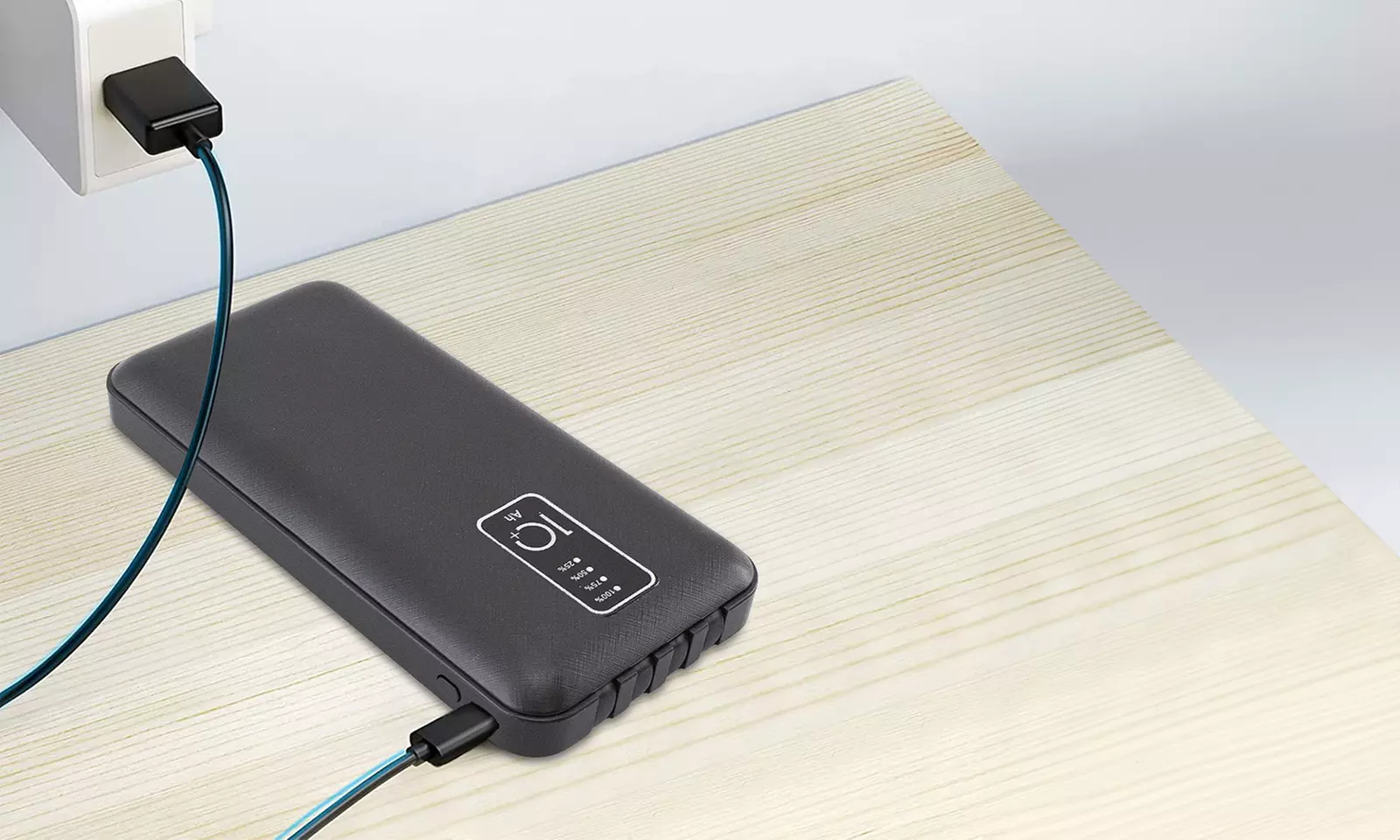 Batería externa de 2000 mAh para móvil, tablet o PC