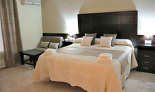 1 noche - habitación doble - desayuno - tentempié de bienvenida - late check-out - 2 personas - Hotel Don Juan