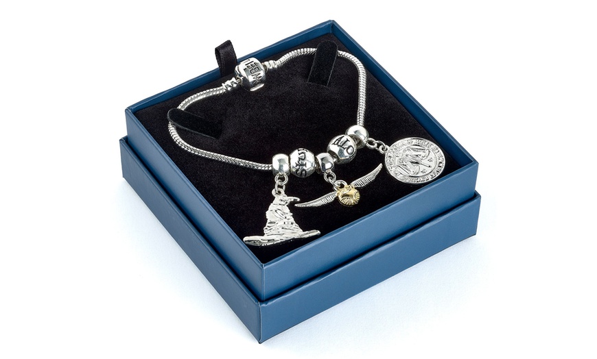 Image 1: Harry Potter Charm Bracelet Set