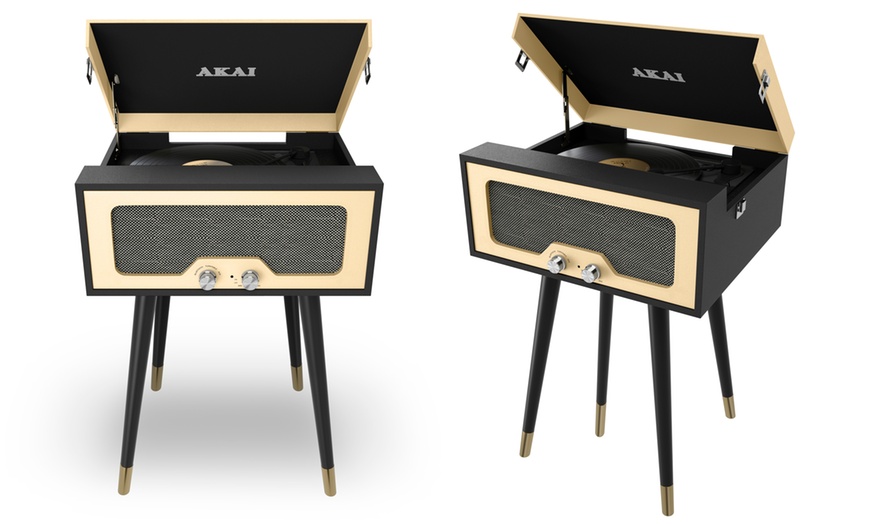 Image 2: AKAI Turntable and Speaker