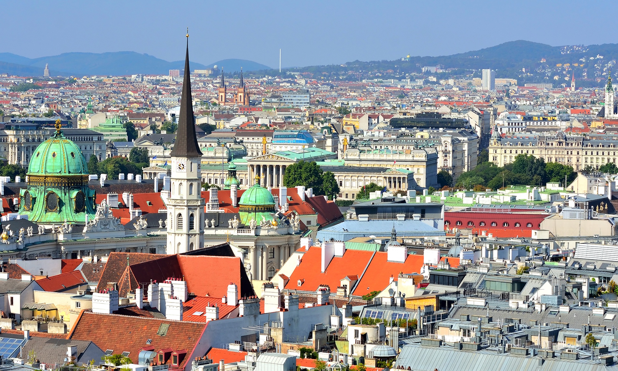 ✈ Budapest, Viena y Praga: 7 noches con hotel, transporte y vuelos