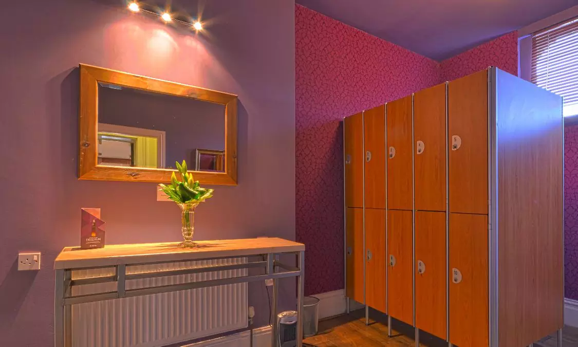 Choice of Full Body Massage with Glass of Prosecco