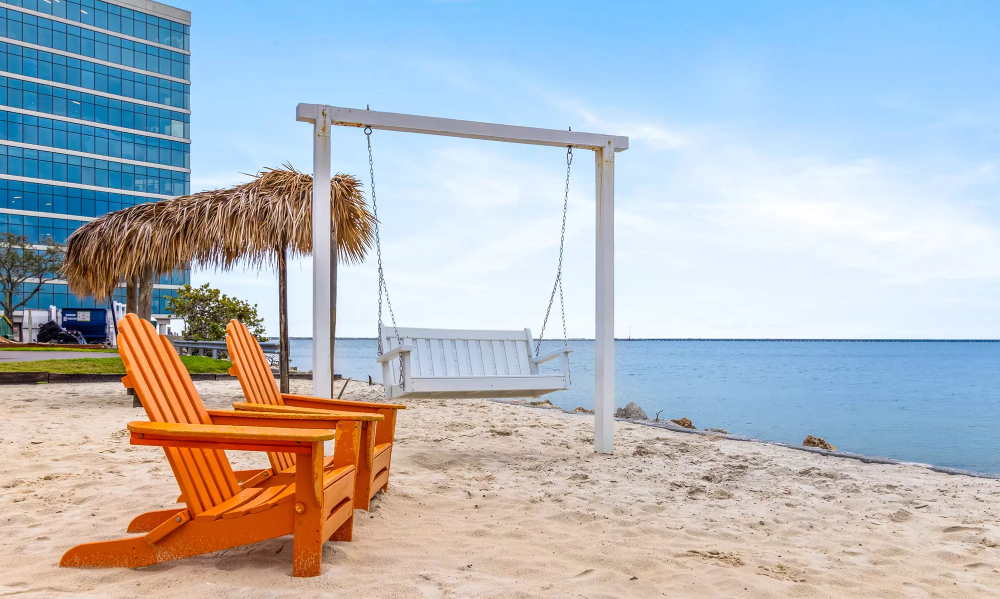 Sailport Waterfront Suites: Your Gateway to Bayside Serenity
