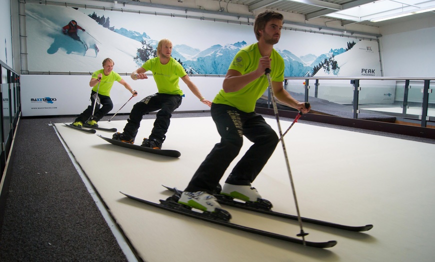 Image 6: Revolutionise Indoor Ski Sloping at Middle East's First Maxxtracks!