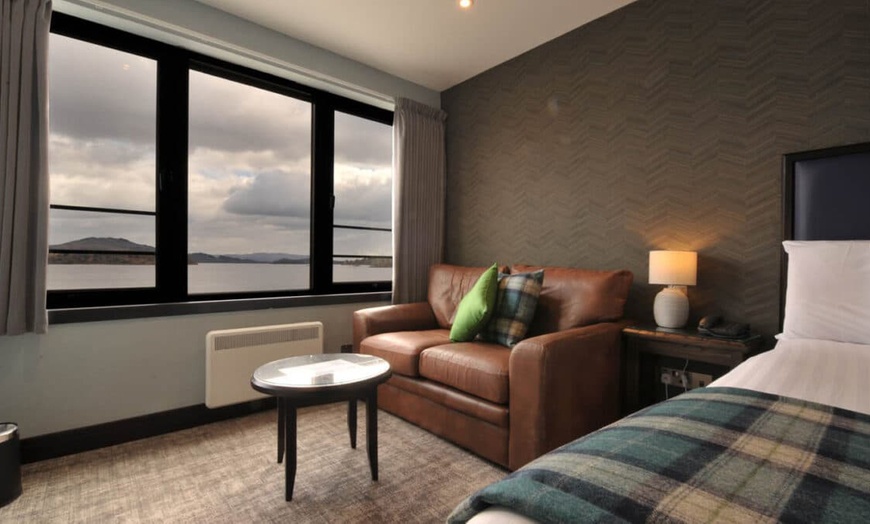 Image 4: Loch Lomond: 4* Stay with Full Scottish Breakfast and Dinner