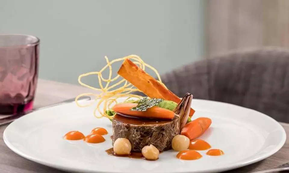 4* Portsmouth, Hayling Island: Double or Family Room Stay for up to 4 people