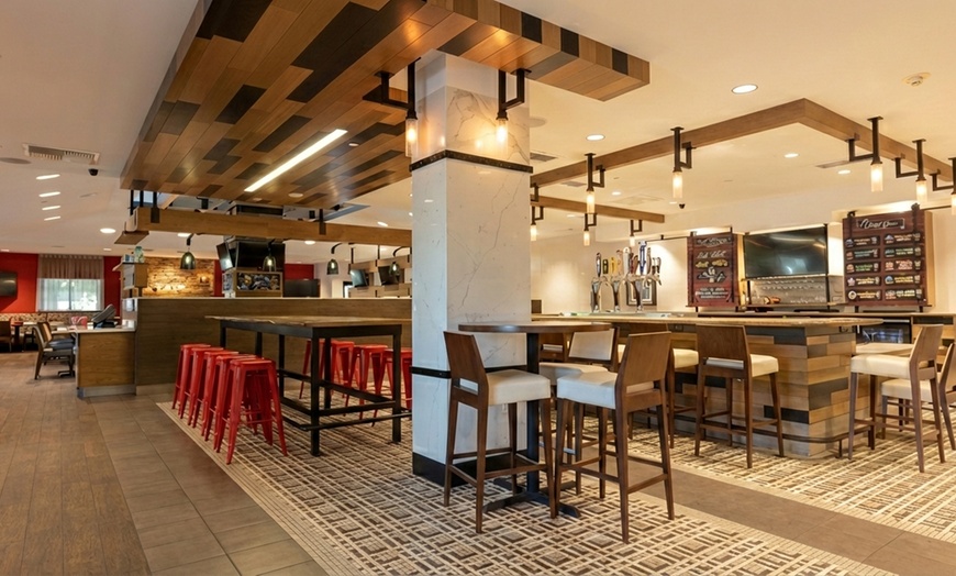 Image 4: Stay at Sonesta Anaheim Resort Area, Anaheim, CA