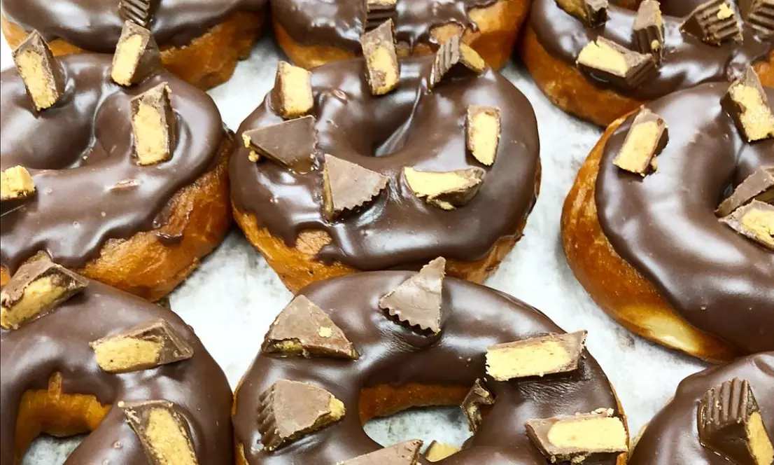 Enjoy Cake Pops, Cupcakes, Cookies & More Delicious Treats