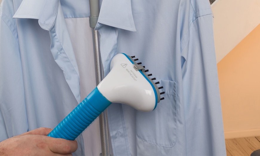 Image 7: Beldray Upright Garment Steamer