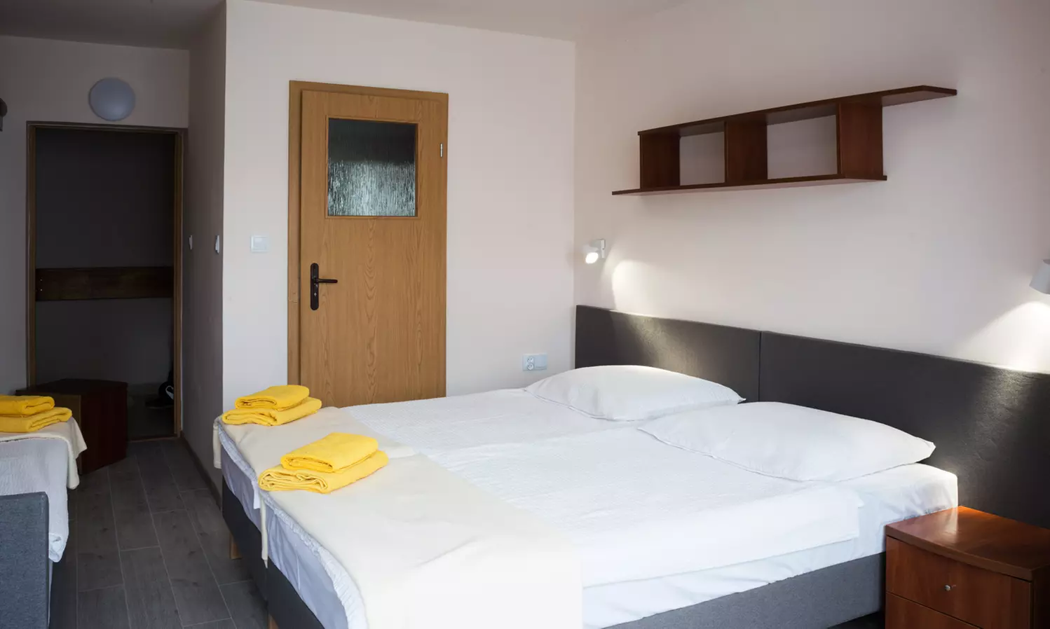 Ideal für Gruppen: Swinemünde: Zimmer für 1-4 Personen mit Verpflegung