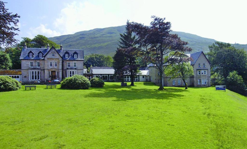 Image 13: Argyll and Bute: Standard Double Room with Breakfast