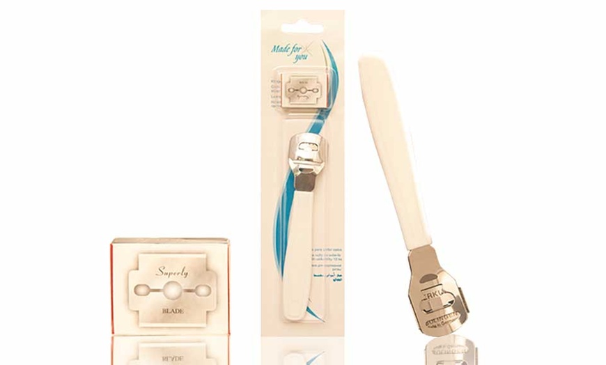 Image 3: 10-Blade Pedicure Kit