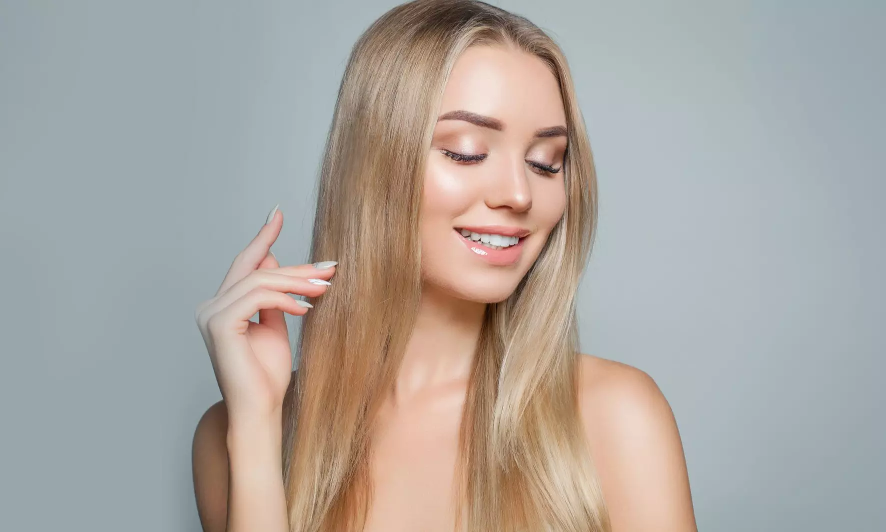 Haarverdichtung/Anpassungsschnitt nach Verdichtung/Haarverlängerung