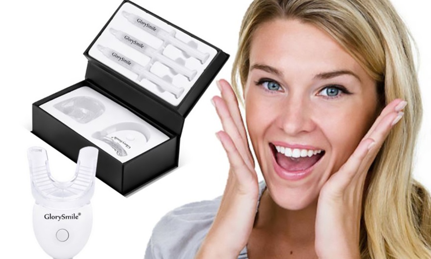 Image 2: Teeth Whitening Kit