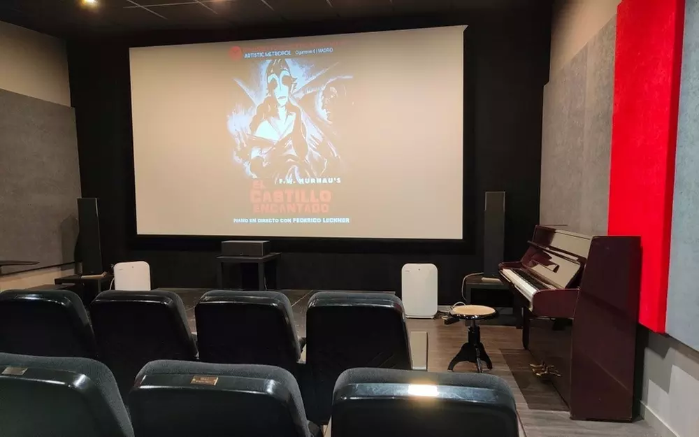 Hasta 47% de dto. en Cine/multicine en ARTISTIC METROPOL