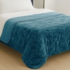 Image 32: Premium Winter Quilt: Soft, Hypoallergenic and Luxurious Comfort