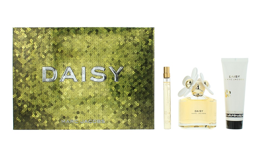 Image 1: Marc Jacobs Daisy Three-Piece Gift Set