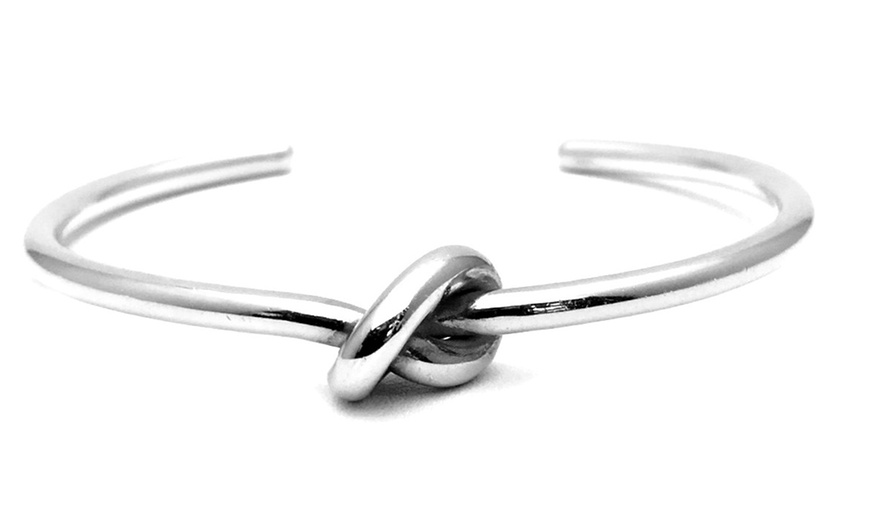 Image 6: Bracciale e collana elegante