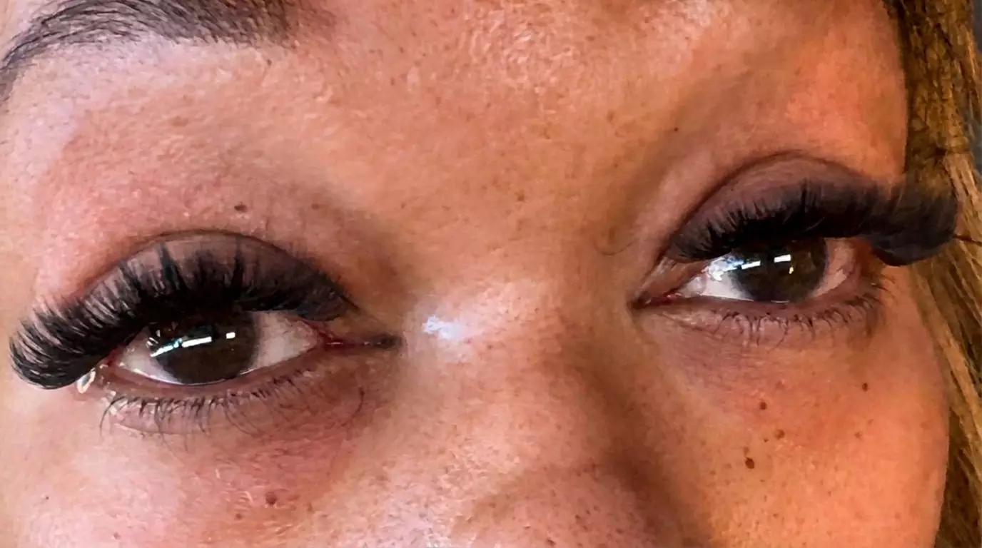 Get Glamorous: Full Set of Hybrid or Volume Lashes at Blink Beauty Bar