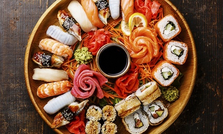 Formule asiatique avec plat au choix et nems ou spécialités japonaises dès 13,52 € au restaurant Asian Touch