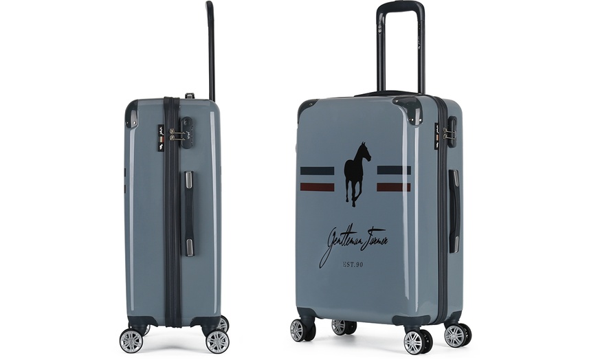 Image 26: Weekend Medium-Size Suitcase