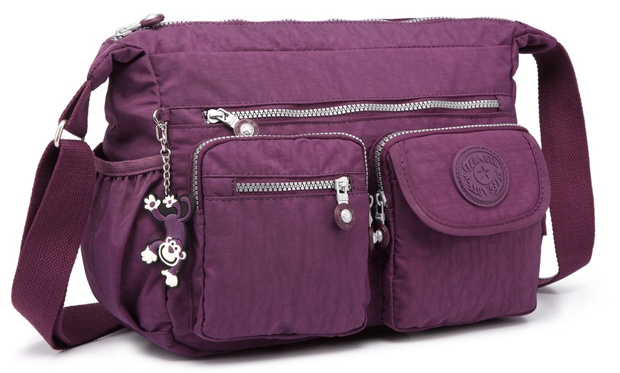 Image 17: Multi-Compartment Crossbody Bag