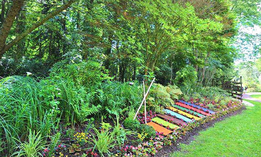 Image 6: Entrée Parc Floral Court d'Aron