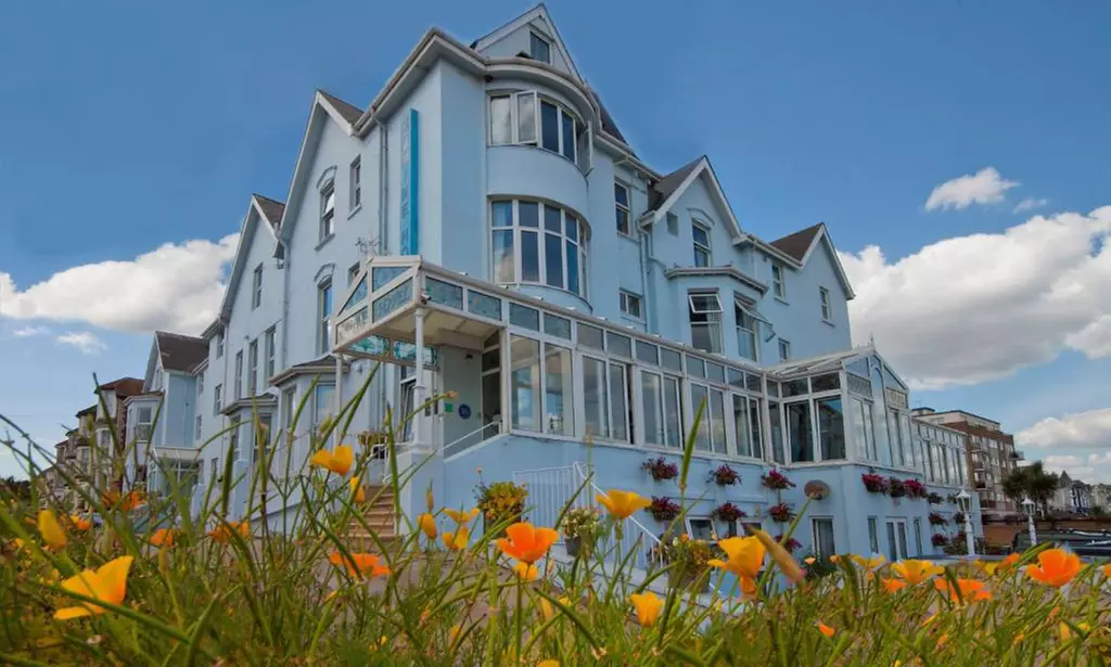 English Riviera: Seaside Getaway Double/Twin Room Package for 2 with Breakfast, 3-Course Dinner, and Late Check-Out - Primary Image